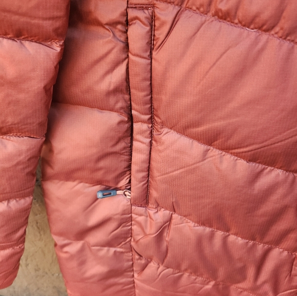 Beautiful terracotta/ burnt orange coloured down parka - Picture 10 of 11
